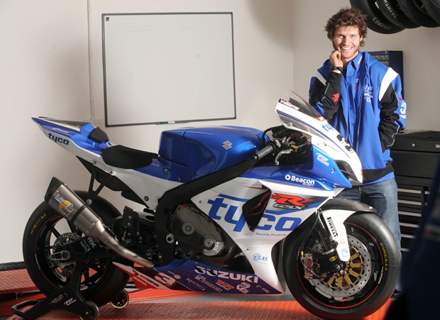 Guy Martin signs for Tyco Suzuki